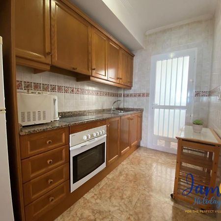 La Cinuelica, R1 1St Floor Apartment Com Pool L180 Торевьиа Экстерьер фото